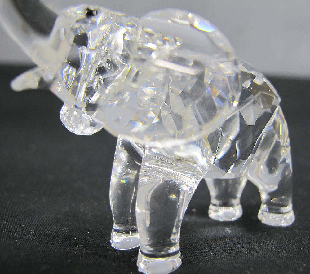 ORIGINAL Vintage Retired Swarovski Crystal Baby Elephant Figurine w