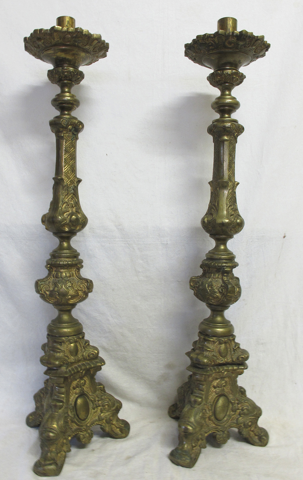 2 Antique 32 Ornate Gilt Brass Church Floor Candlesticks Candle Holders Yqz Ebay